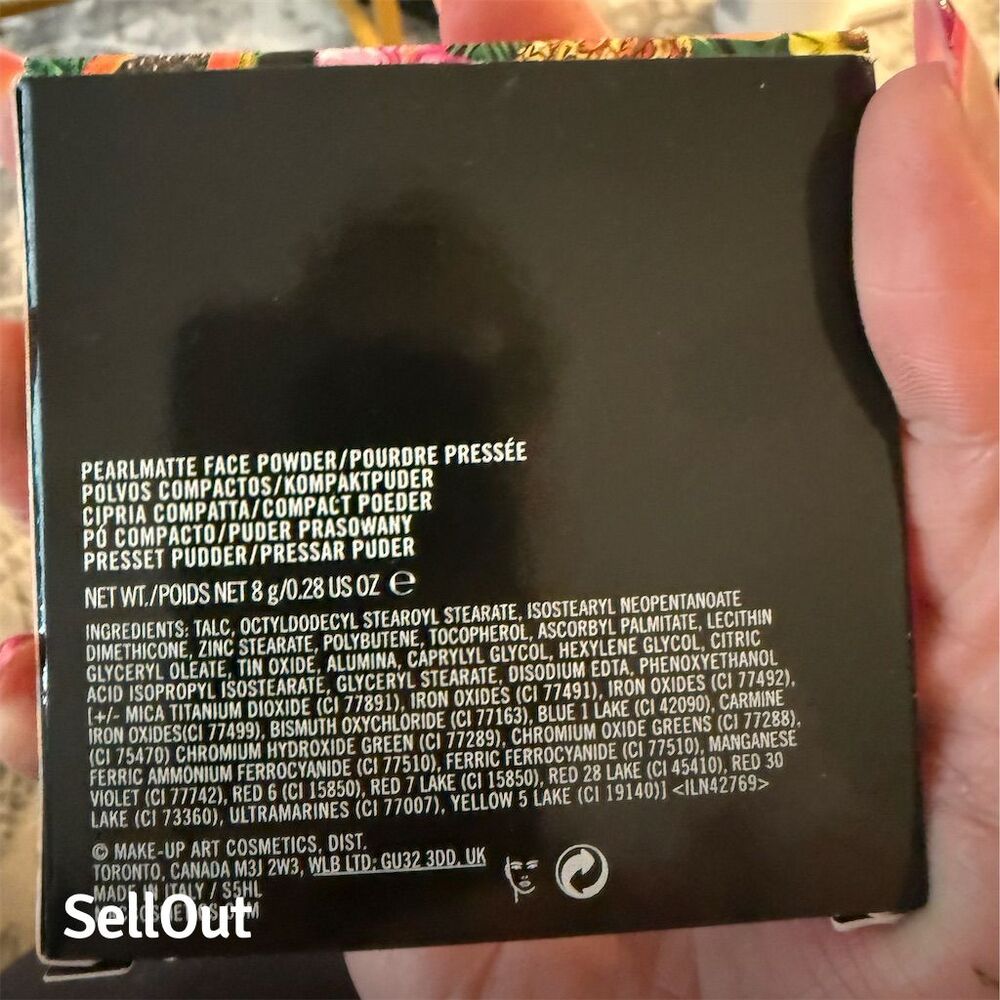 MAC Limited Edition Pearlmatte Face Powder 'Oh My Passion' 8g - Picture 6 of 7